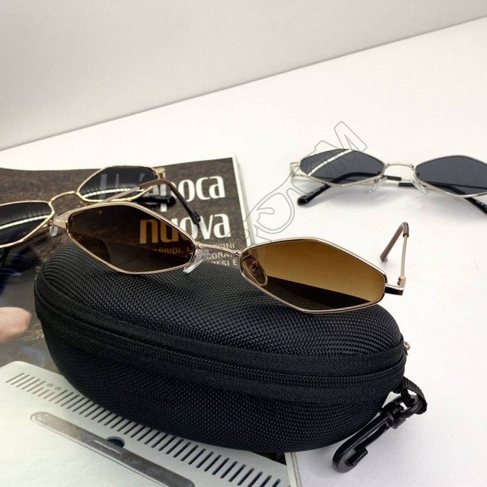 Солнцезащитные фигурные женские очки Elegance (002) brown