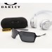 Мужские брендовые солнцезащитные очки Oakley (004041)