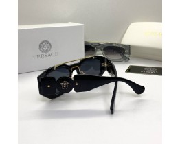 Брендвые солнцезащитные женске очки VE (012) black
