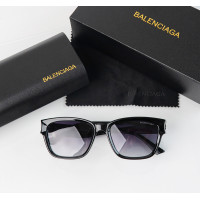 Женские солнцезащитные очки Balenciaga (03260) black