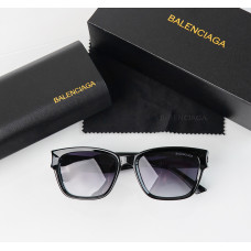 Женские солнцезащитные очки Balenciaga (03260) black