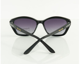 Cолнцезащитные женские брендовые очки (05260) black
