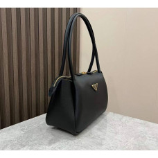 Кожаная брендовая сумочка Pr 0822 black Lux