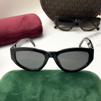 Женские солнцезащитные очки Max Mara (3610) black
