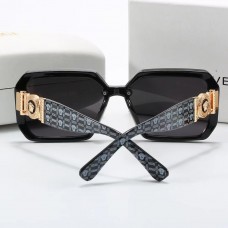 Брендвые солнцезащитные женске очки VE (1305) серые