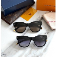  Жіночі окуляри від сонця Lv (1523) black LUX