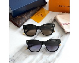 Женские очки от солнца Lv (1523) black LUX