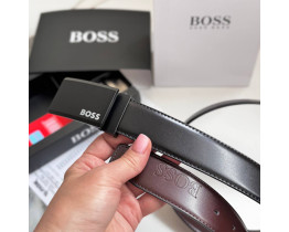 Ремень и две пряжки в подарочной коробке Boss (203)