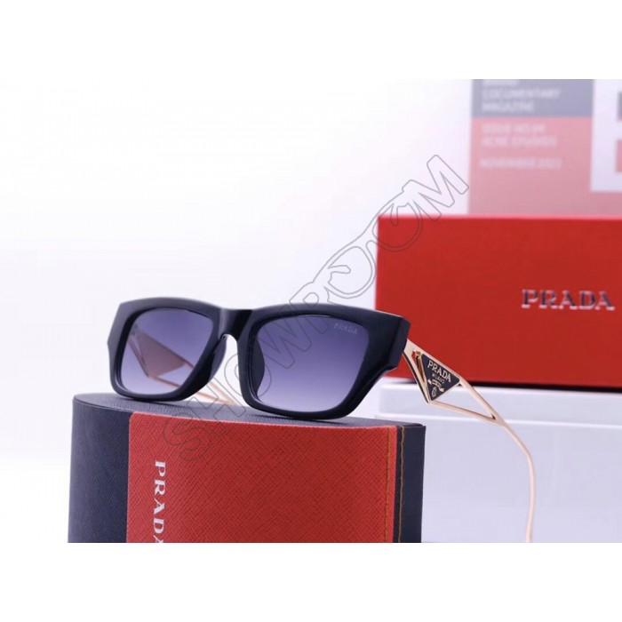 Брендвые солнцезащитные женске очки (22031) черные
