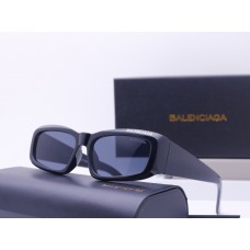 Брендвые солнцезащитные женске очки Balenciaga (23012) чорные