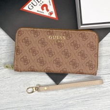  Жіночий гаманець з ремінцем на зап'ястя Guess (7590) light brown