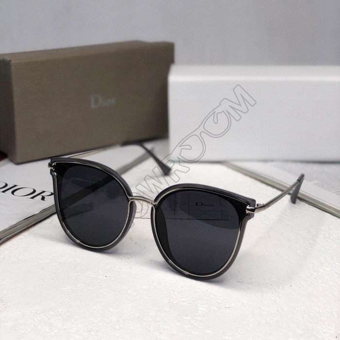 Женские солнцезащитные очки Dior (86278) серые