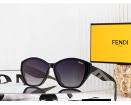 Женские солнцезащитные очки Fendi (8817) black