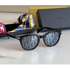Cолнцезащитные женские очки Dior Blacksuit 10AO Lux